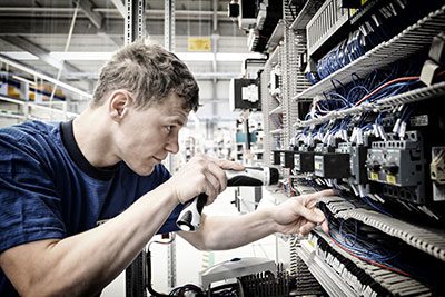 saadan bliver du elektriker